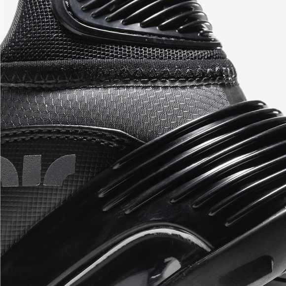 Nike Air Max 2090 Black/Wolf Grey/Anthracite/White CW7306-001 - Picture 2 of 12